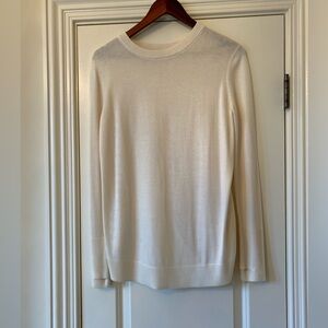 Lu Lu Lemon women’s sweater. M. Draping in back. Medium. Some small stains.